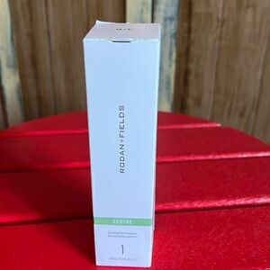 Rowan and Fields Soothe Gel Cleanser. Never ever used.